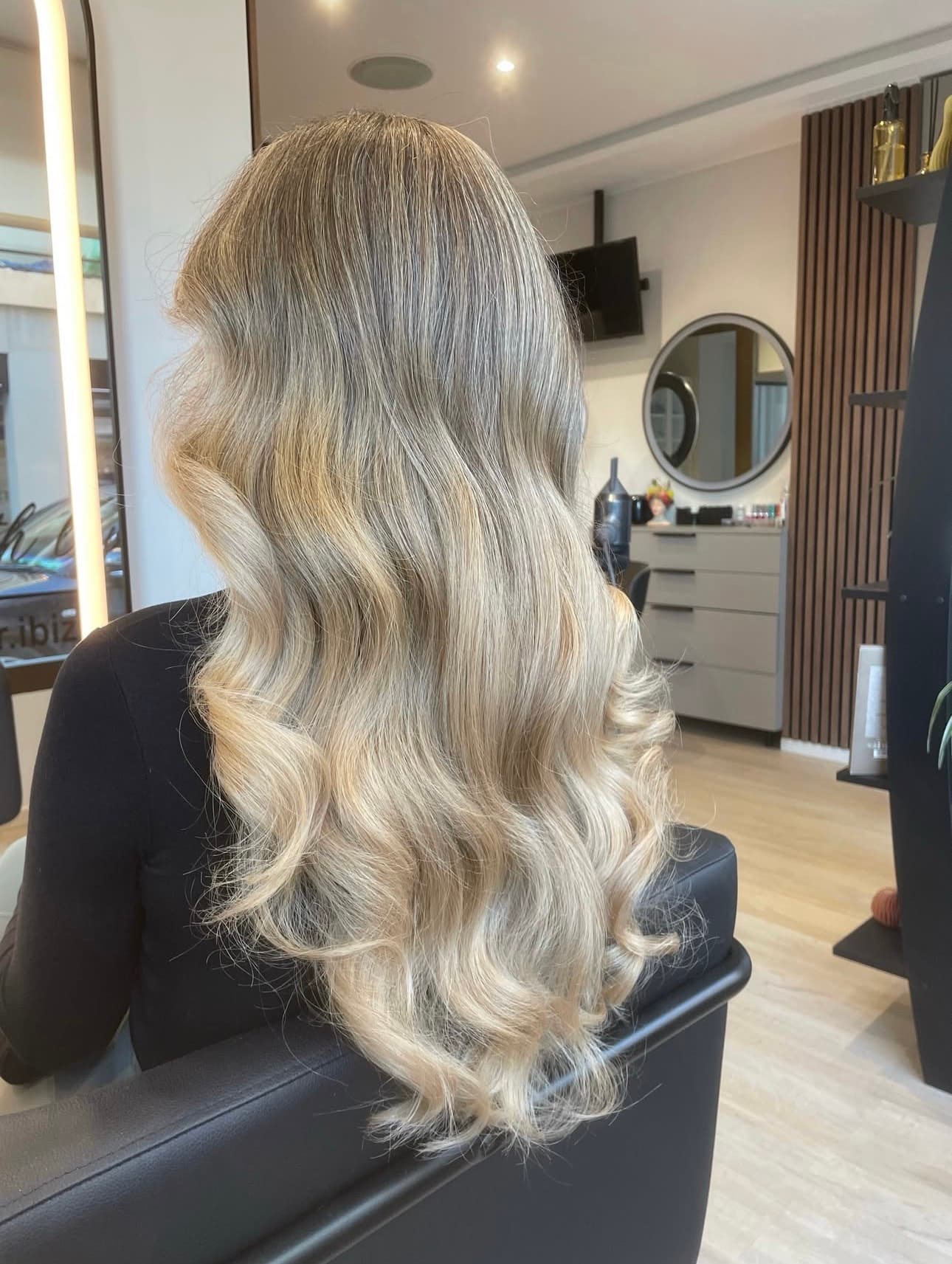 Hair Styling & Blowouts